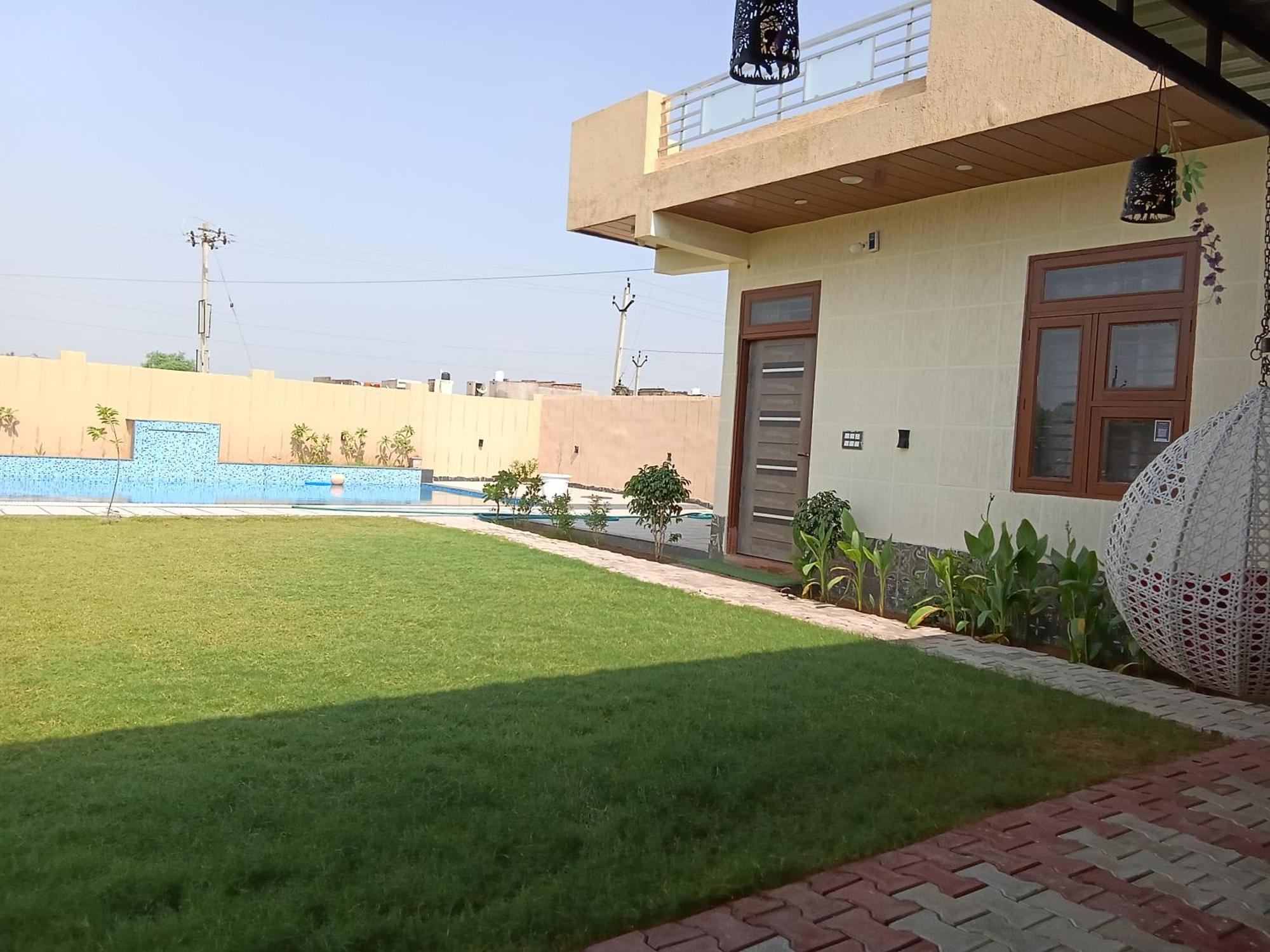 Suvarna Farm'S Hotel Watka Exterior photo